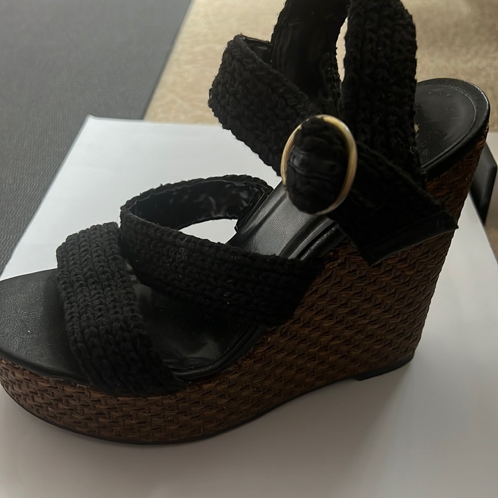 High wedge sandal